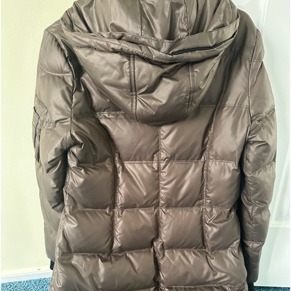 Brand New Down Puffer Coat By Bcbg Gem